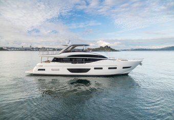 Record Year Yacht Charter in Florida