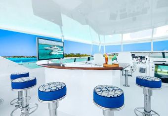 Escape yacht charter lifestyle
                        