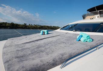 Lazy P yacht charter lifestyle
                        
