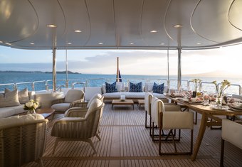 Sereno yacht charter lifestyle
