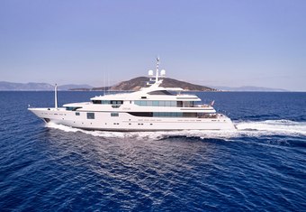 O'Eva Yacht Charter in Monaco