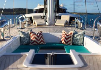 Hyperion yacht charter lifestyle
                        