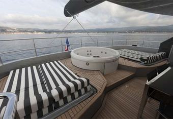Cartouche yacht charter lifestyle
                        