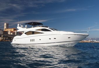 New Beginnings of London yacht charter lifestyle
                        