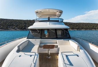 Bollinger yacht charter lifestyle
                        