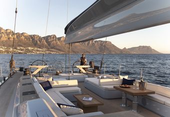 Sorvind yacht charter lifestyle
                        