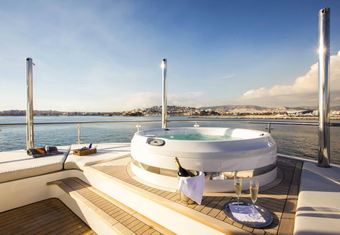 Masquenada yacht charter lifestyle
                        