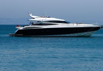 Top Yacht Charter in St Tropez