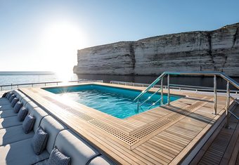 Mar yacht charter lifestyle
                        