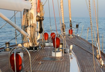 Aphrodite I yacht charter lifestyle
                        