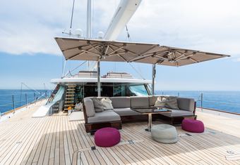 Favourite Child yacht charter lifestyle
