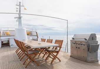 Fairmile yacht charter lifestyle
                        