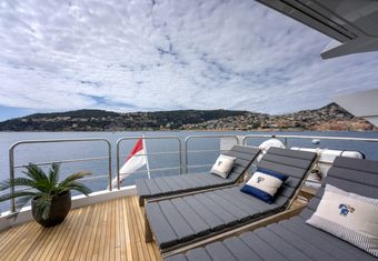 Oreggia yacht charter lifestyle
                        
