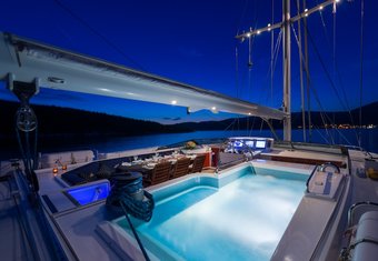 Lady Sunshine yacht charter lifestyle
                        