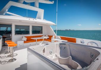 Robin's Nest II yacht charter lifestyle