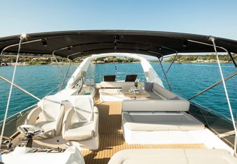 Shine yacht charter lifestyle
                        