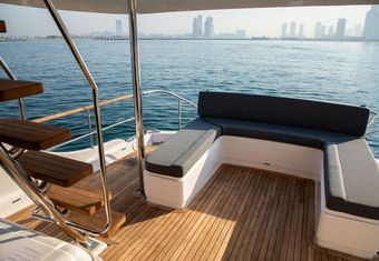 Vogue yacht charter lifestyle
                        