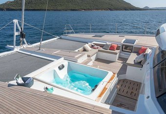 Bliss yacht charter lifestyle