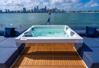 Carpe Diem yacht charter lifestyle
                        
