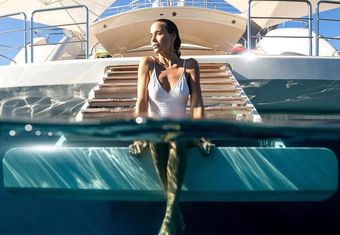O'Ptasia yacht charter lifestyle
                        