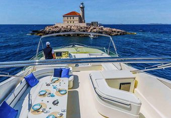Miss Katariina yacht charter lifestyle