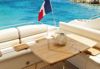Luciano yacht charter lifestyle
                        