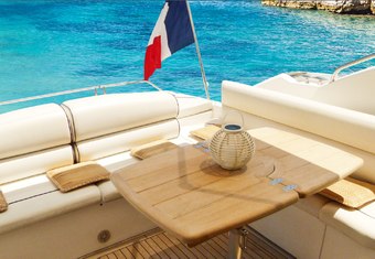 Luciano yacht charter lifestyle
                        