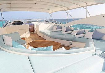 YCM 105 yacht charter lifestyle
                        