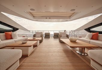 Xwave yacht charter lifestyle