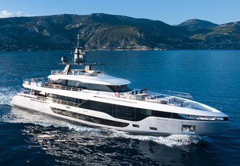 Ocean One Yacht Charter in Ibiza