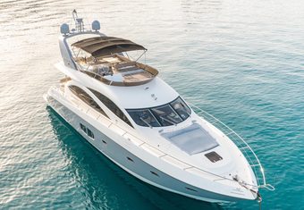 Vinci yacht charter lifestyle
                        