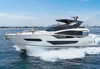 Dolce Far Niente yacht charter lifestyle
                        