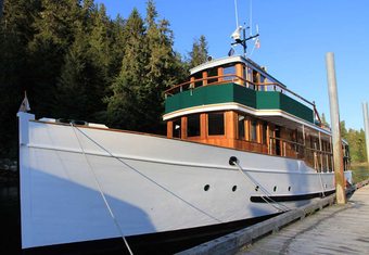 Discovery yacht charter lifestyle
                        