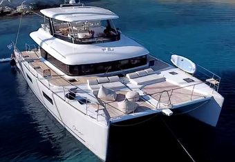 Galux One yacht charter lifestyle
                        