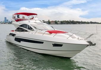 Gem yacht charter lifestyle
                        