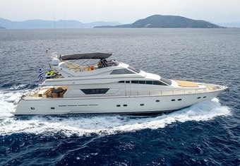 Bellas Boy yacht charter lifestyle
                        