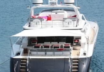 White Pearl yacht charter lifestyle
                        