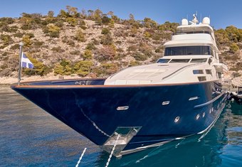 Condor A yacht charter lifestyle
                        