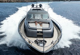 Dark Knight yacht charter lifestyle
                        