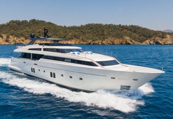 Morning Star yacht charter lifestyle
                        