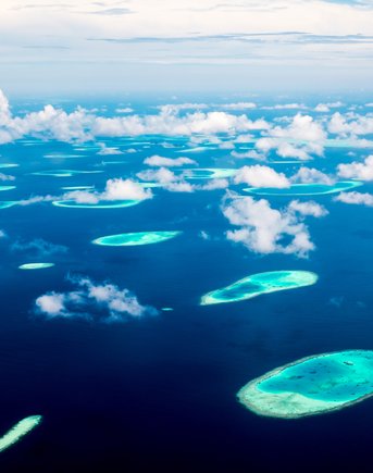 4 of the Best Atolls to Cruise to in the Maldives