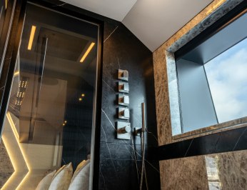 K+ photo 28