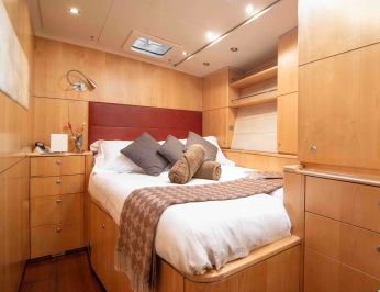 Black Pearl II photo 15