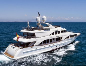 Elena Nueve photo 27