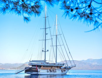 Queen Atlantis photo 5