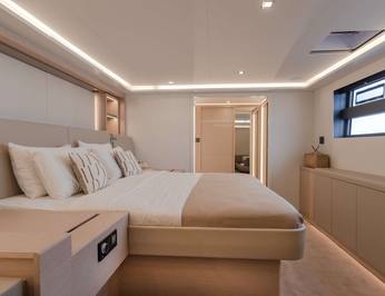 Christal Mio photo 9