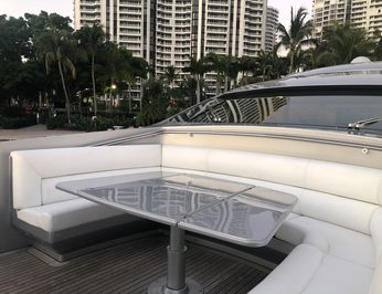 The Hangout photo 65