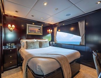 Miss Christine photo 34