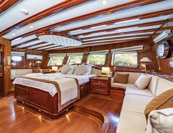 Lycian Queen photo 8