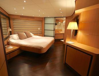 The Hangout photo 28